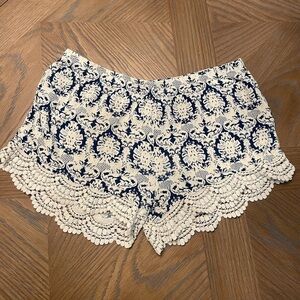 ARTISAN NY pajama shorts lace navy and cream
